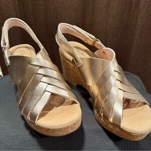 Clarks Giselle Ivy Wedge Rose Gold Women's Metallic Sandals